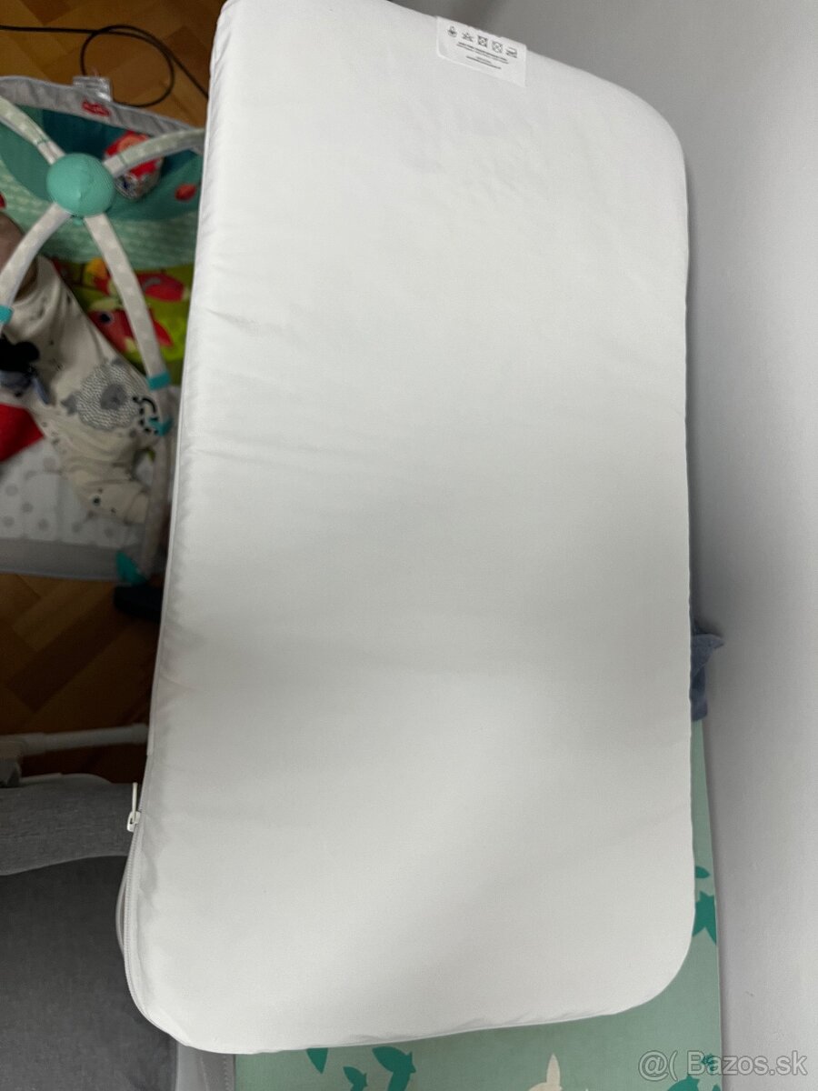 Postieľka polohovateľná Feedo - 2