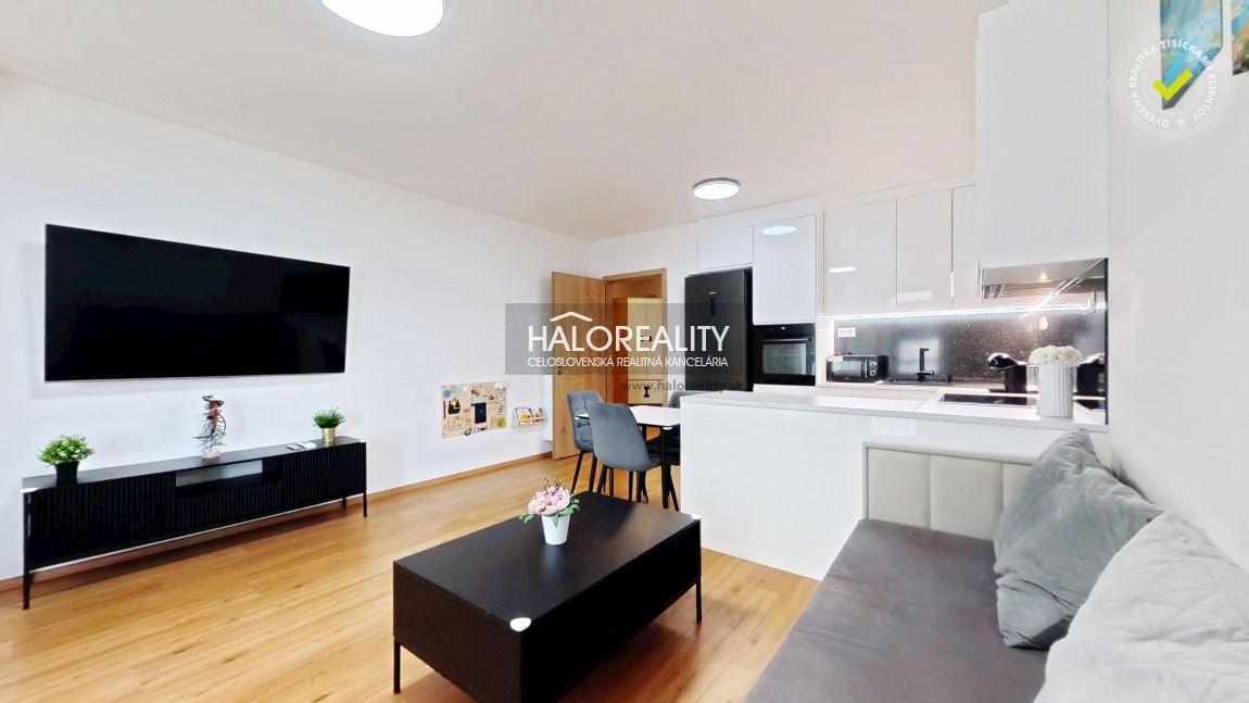 HALO reality - Predaj, dvojizbový byt Bratislava Ružinov, Tr - 2