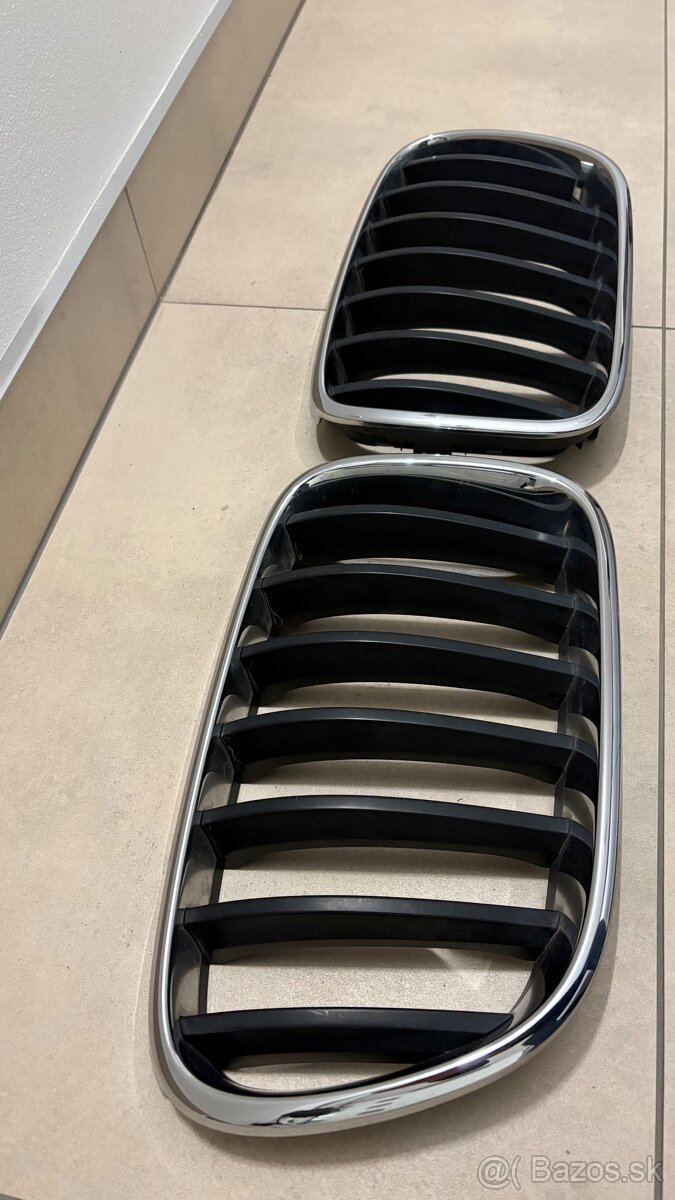 Predám originál mriežky gril na Bmw X3 - 2