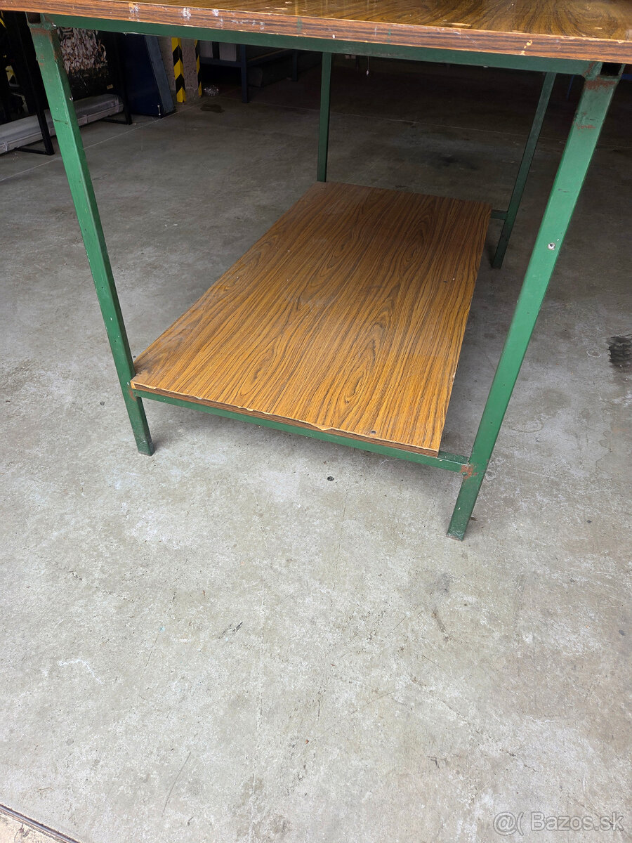 pracovný stôl - 2