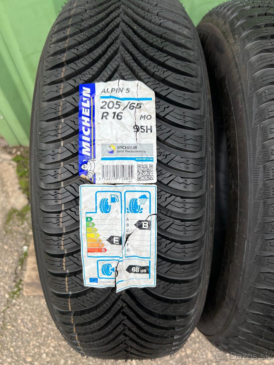 Zimné pneumatiky Michelin 205/65R16 - 2