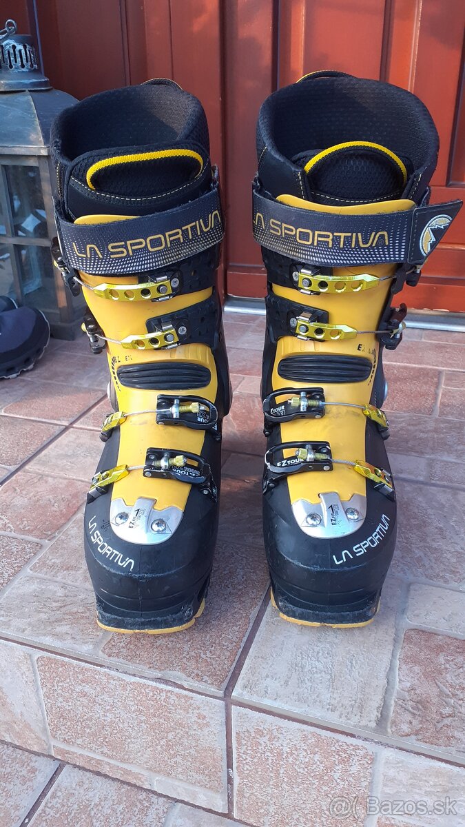 Skialp lyžiarky.. - 2