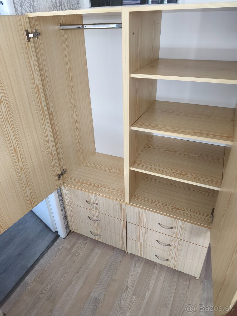 Predam tuto dvojskrinu - 2