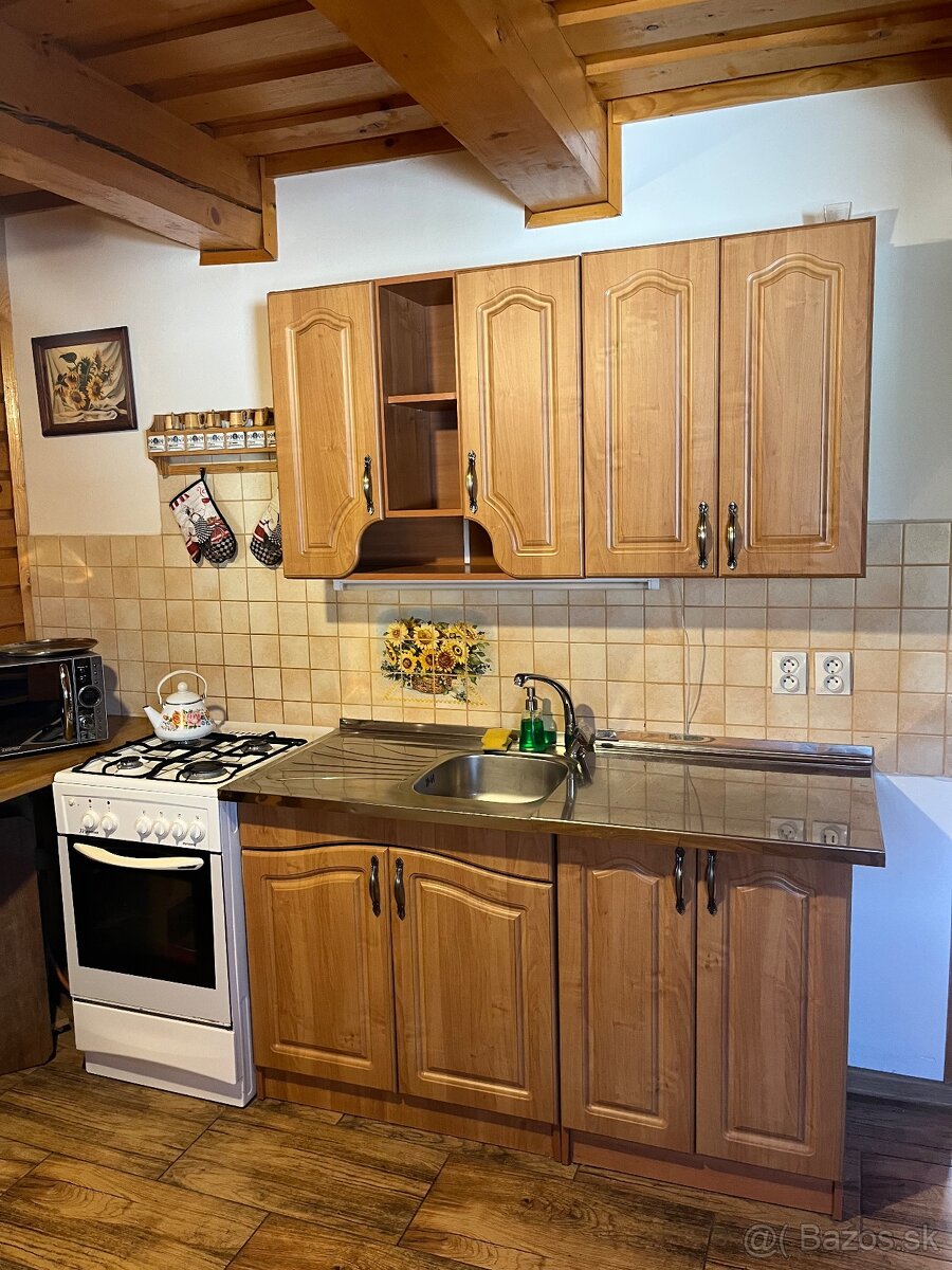 Kuchynská linka - 2