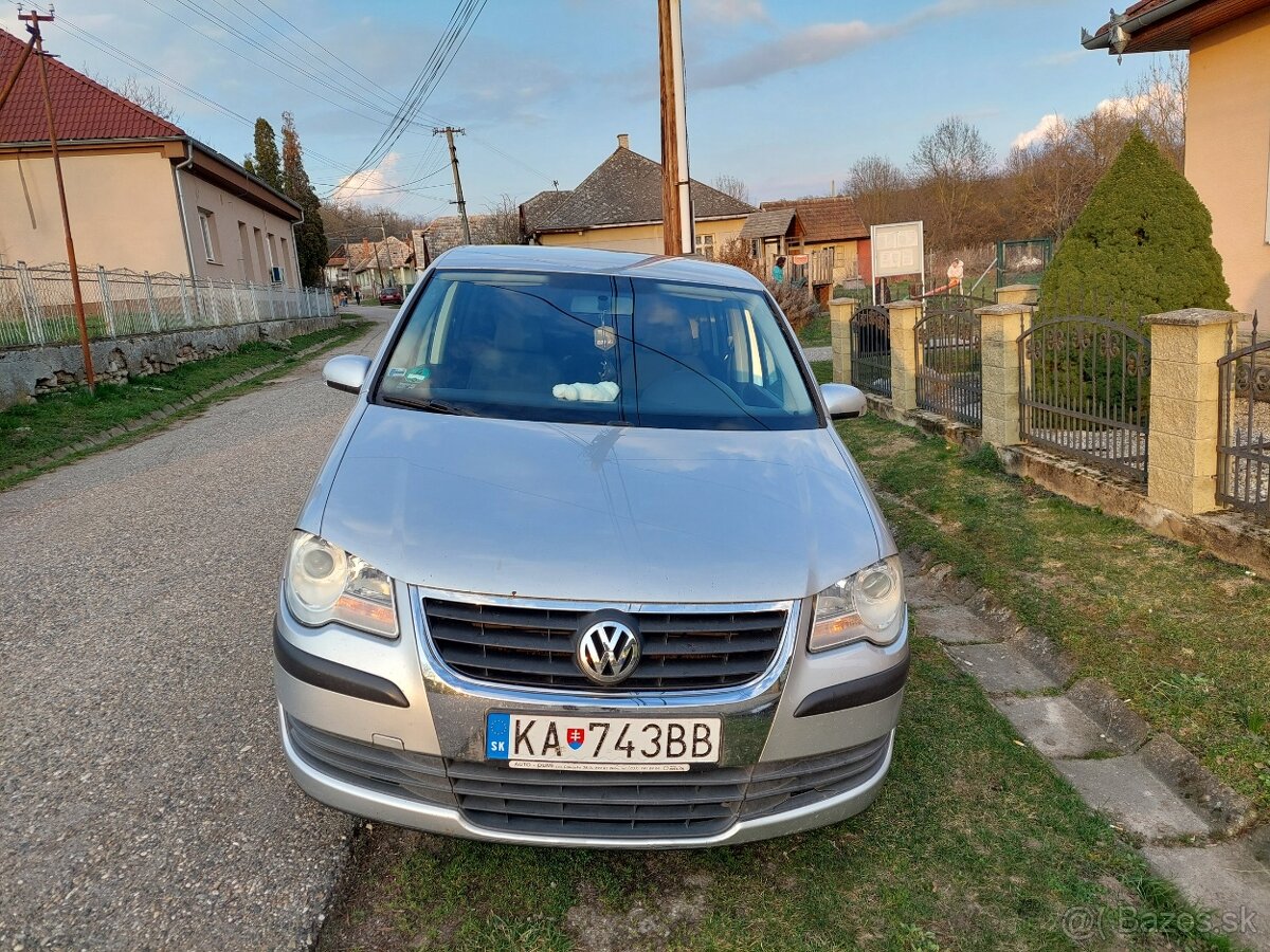 Volkswagen Touran 1.9 TDi - 2