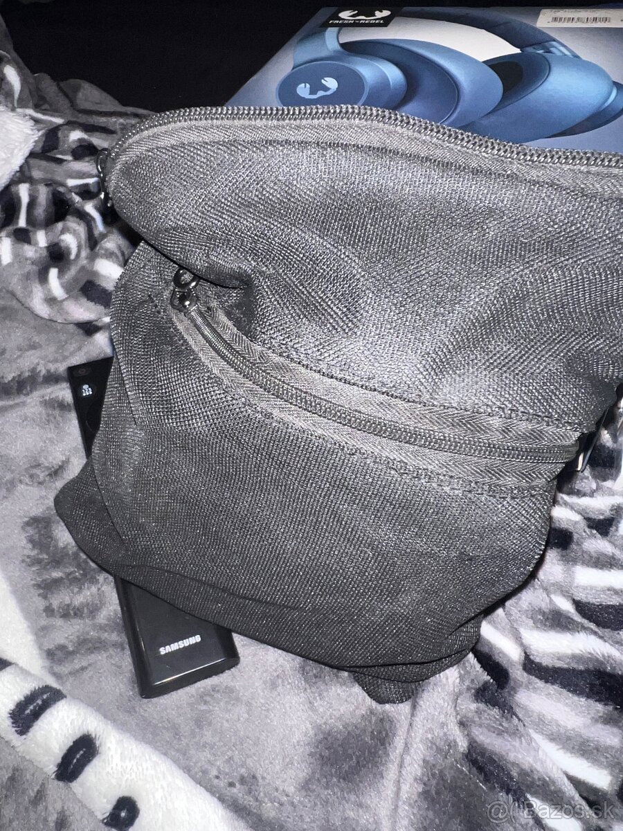 Fresh Rebel clam2 - 2