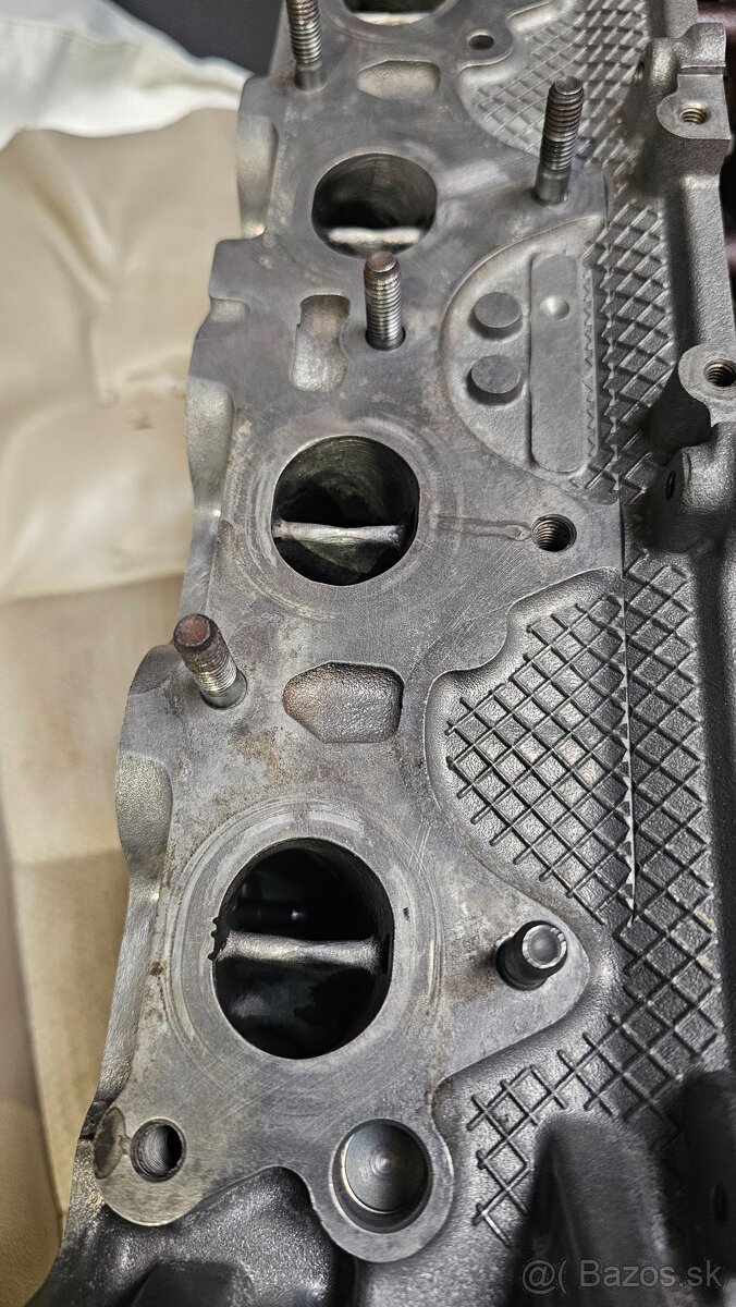 Repasovana hlava kia ceed - 2