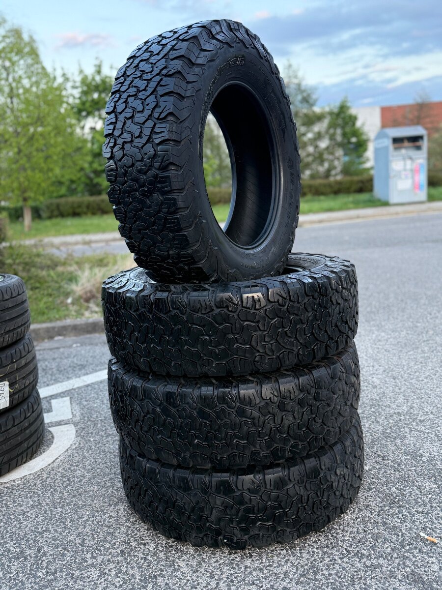 BF GOODRICH AT KO2 255/70 R18 - 2