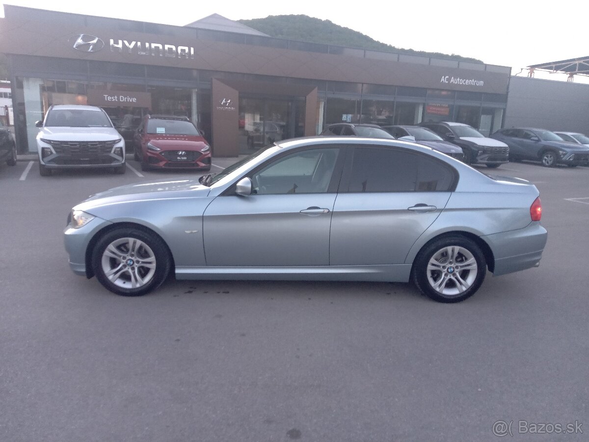 BMW rad 3 e90 318i facelift - 2