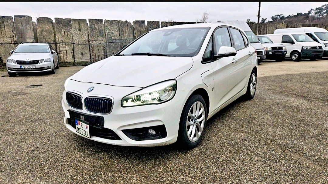 💥 BMW RAD 2 ACTIVE TOURER (Plug-in Hybrid & 4x4) 💥 - 2