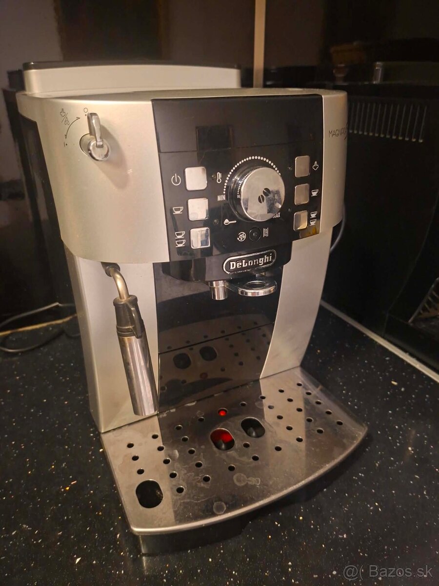 De’Longhi Magnifica S ECAM22.110.W - 2