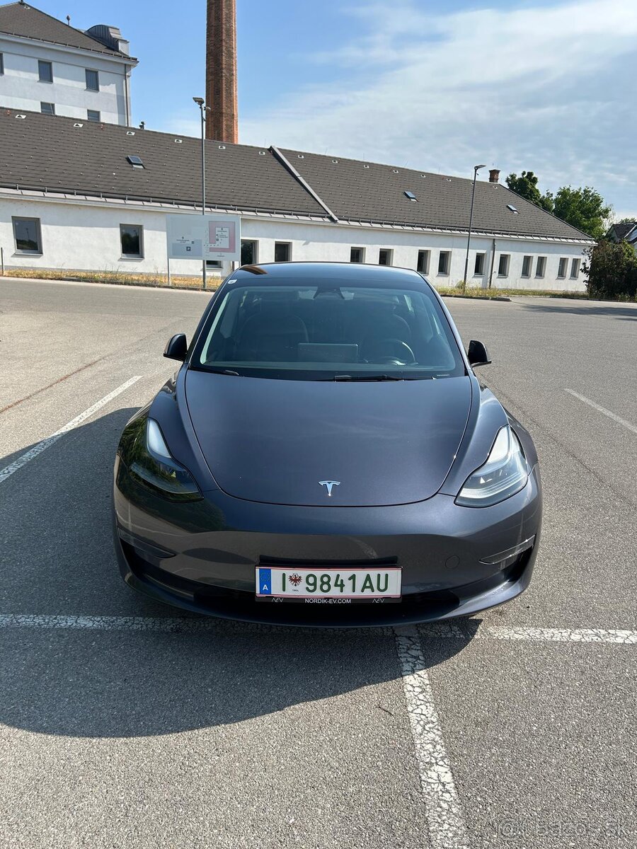 Tesla Model 3 Long Range AWD,09/2021 - 2