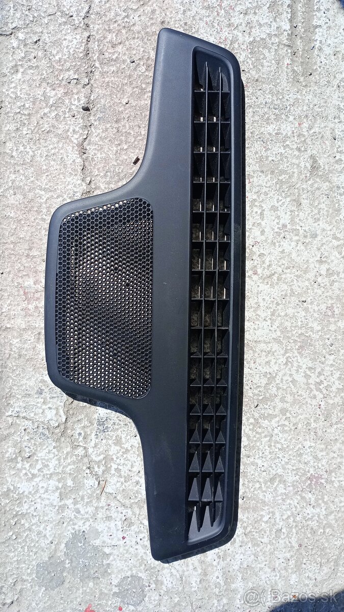 Predám kryt na cocpit pre Alfa Romeo Gulieta - 2