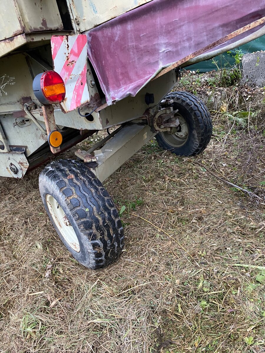 Kombajn E 512 Nahradne diely,lišta a ine - 2