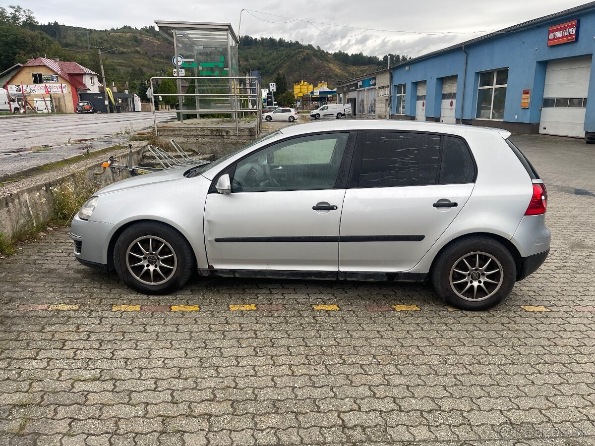 Volkswagen Golf 5 66kw 1.9tdi - 2