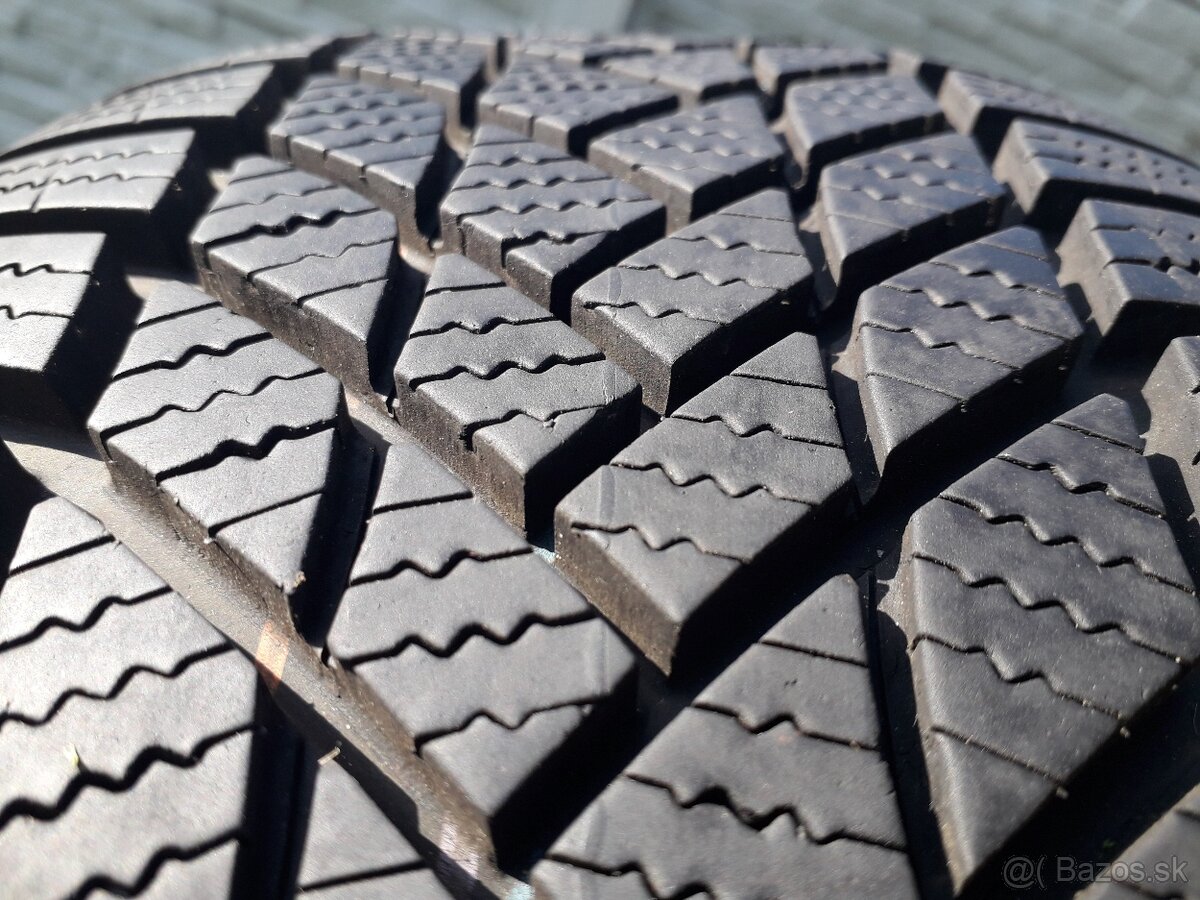 205/55 r16 zimne pneumatiky - 2