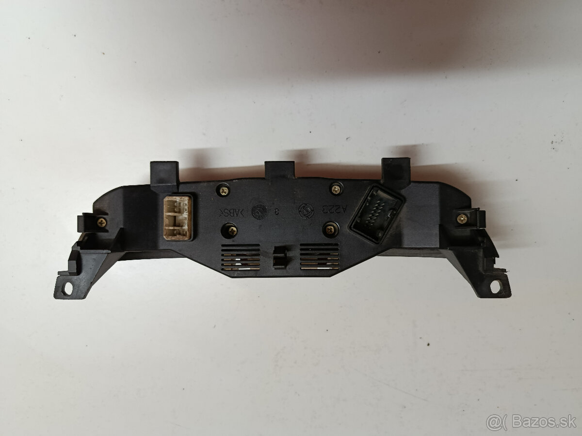 ovladanie stahovania okna punto 2 20€ - 2