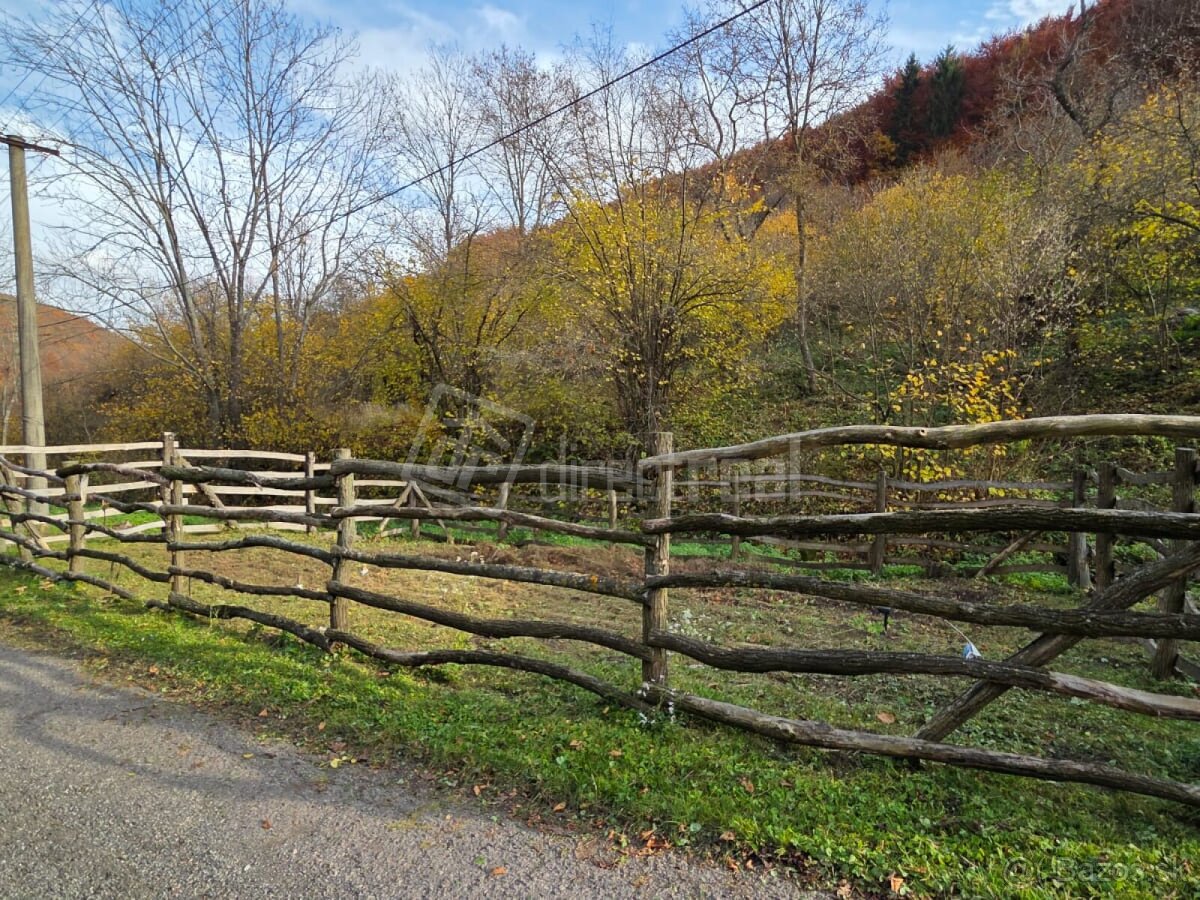 Malá chalúpka v okrajovej časti NBane Dohoda možná - 2