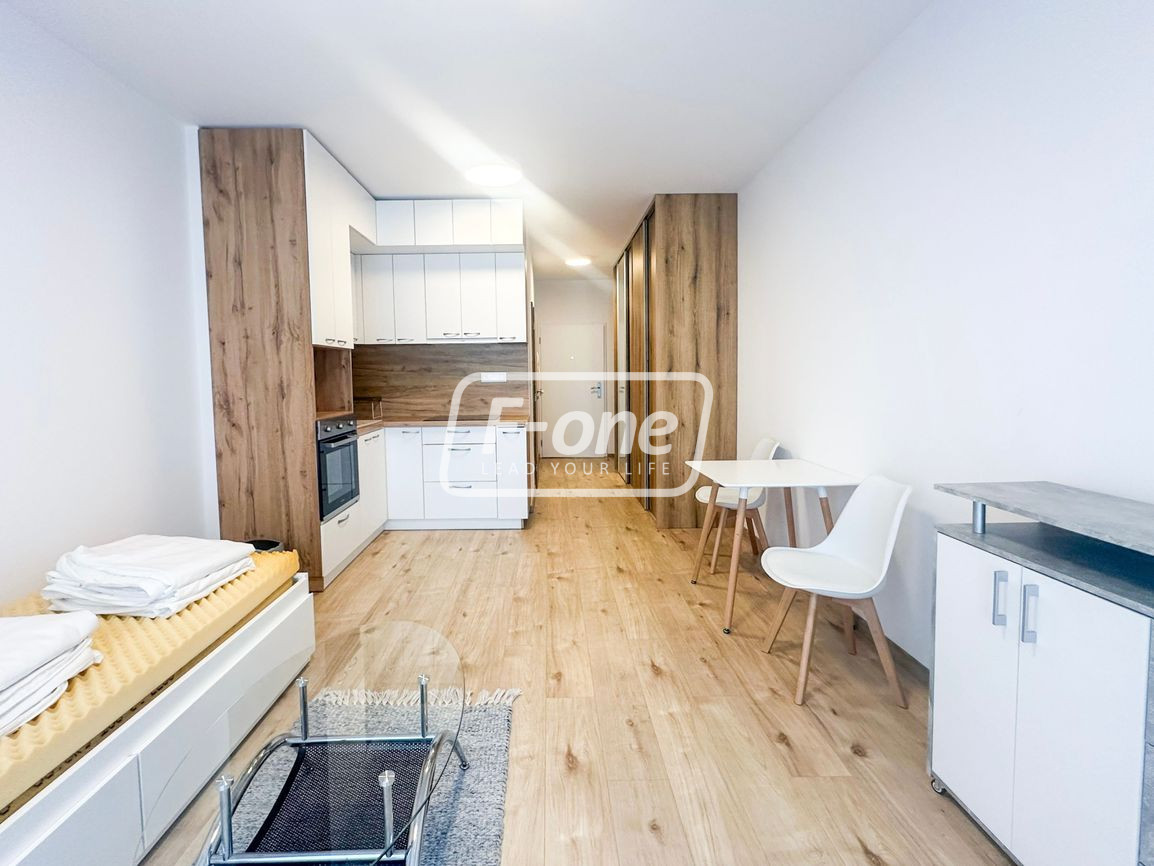 Prenájom | Moderná garsónka so zariadením a balkónom, KNM - 2