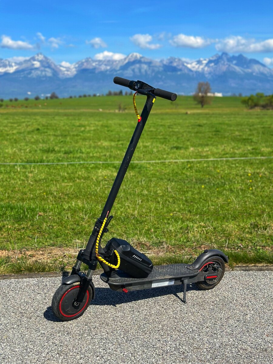 Elektrokolobežka Xiaomi Pro + externá batéria - 2