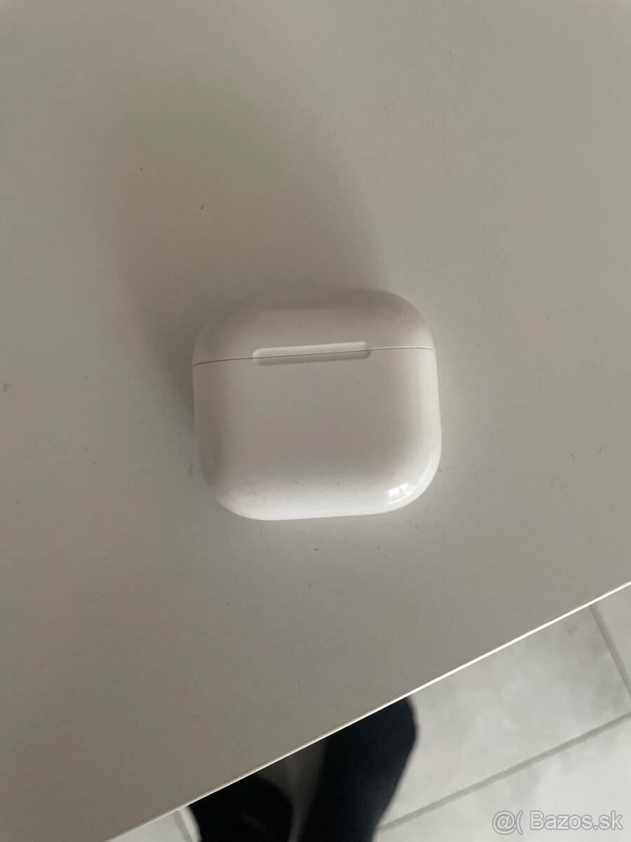 Apple AirPods 4 - 2