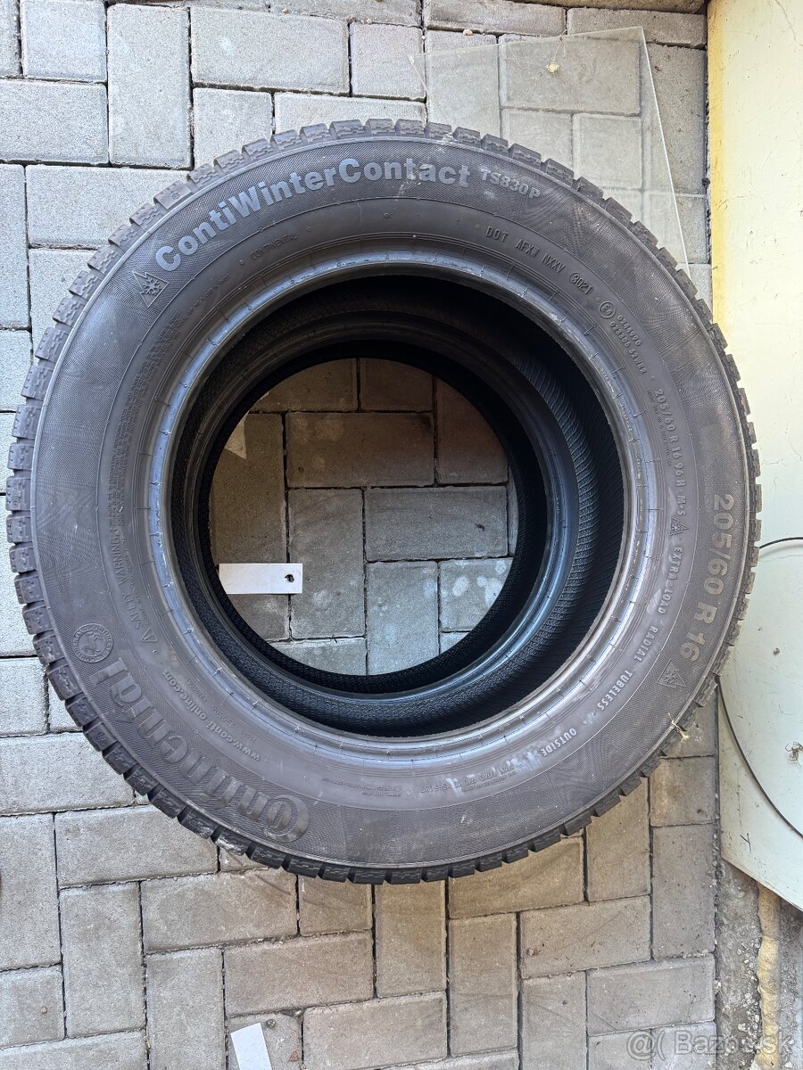 205/60R16 Continental - 2