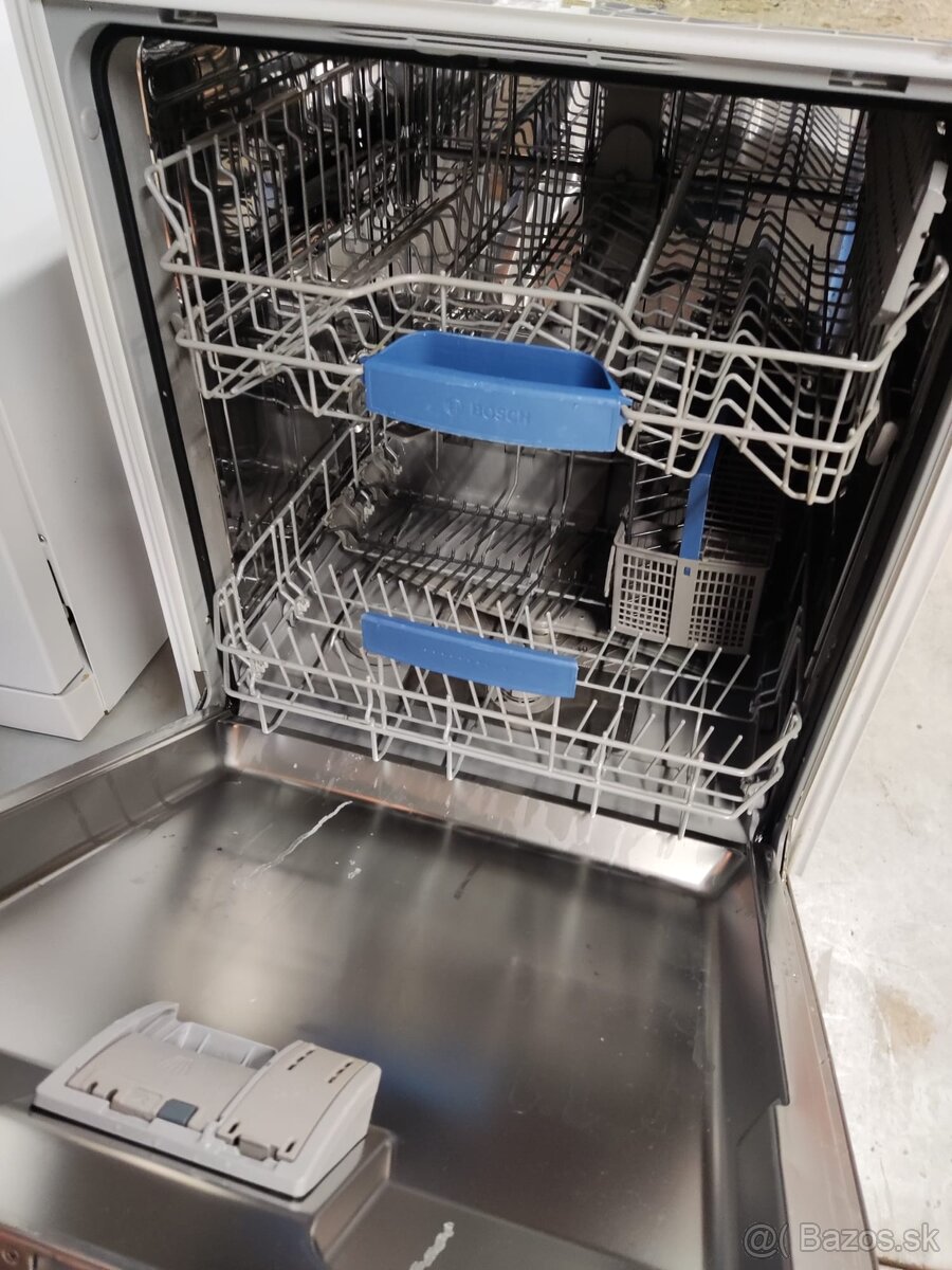 Predám funkčná umývačka riadu BOSCH - 2