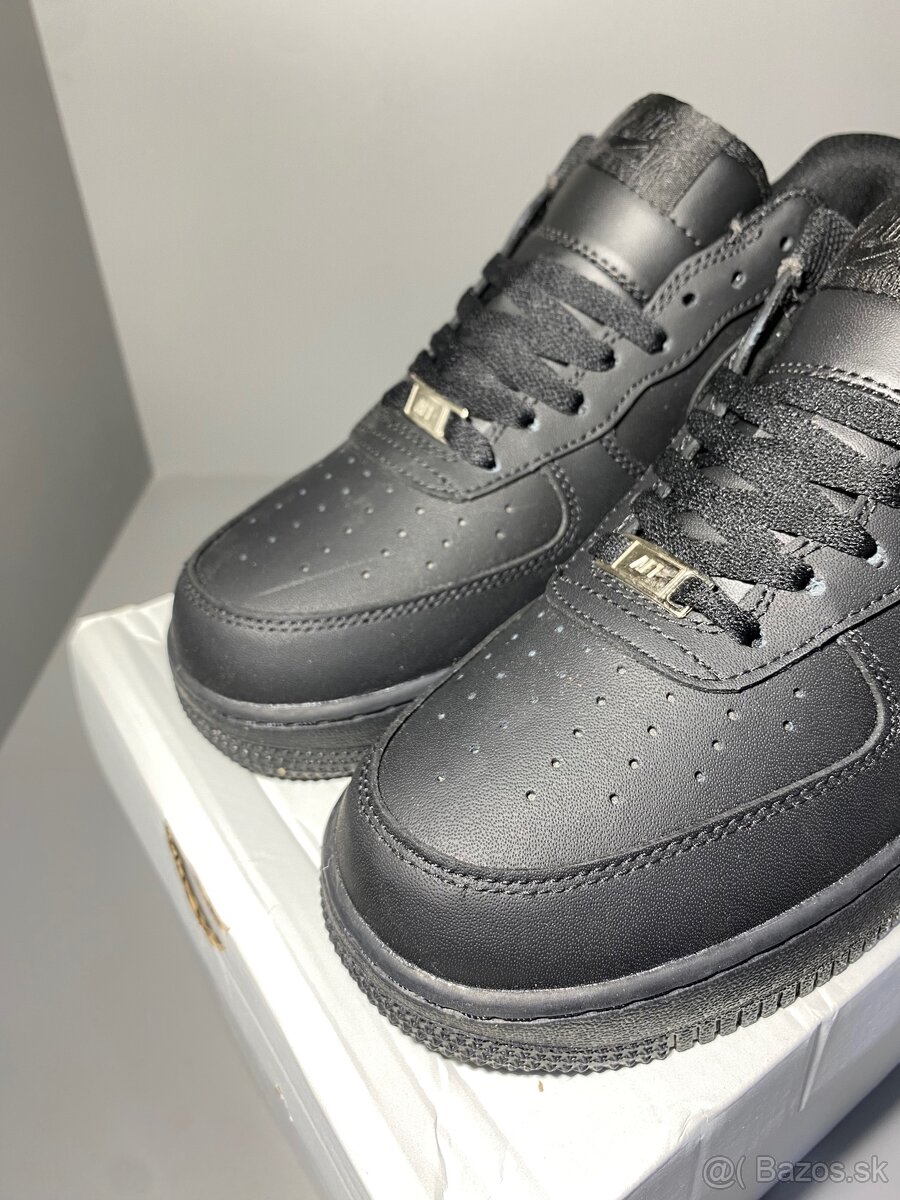 Nike Air Force 1 Čierne - 2