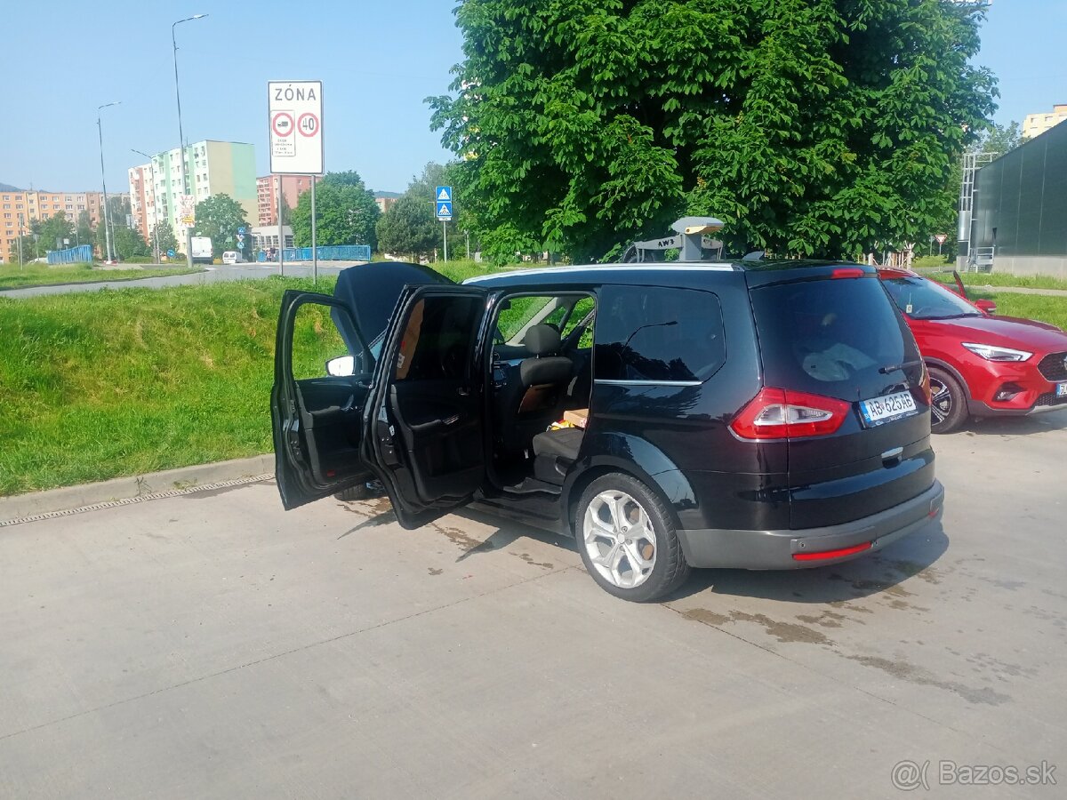Predám Ford Galaxy benzín - 2