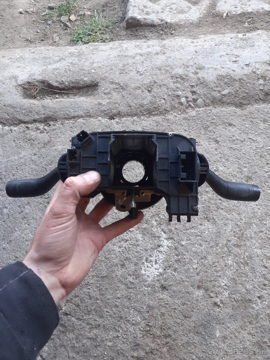 Volkswagen Touareg 2005 packy - 2