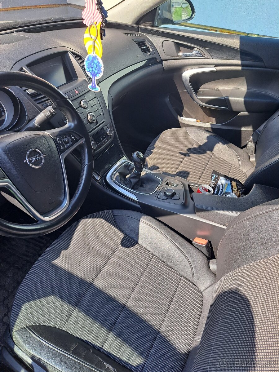 Predám opel insignia - 2