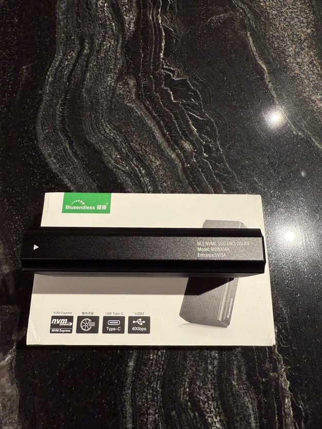 M2 Enclosure 40gbps - 2