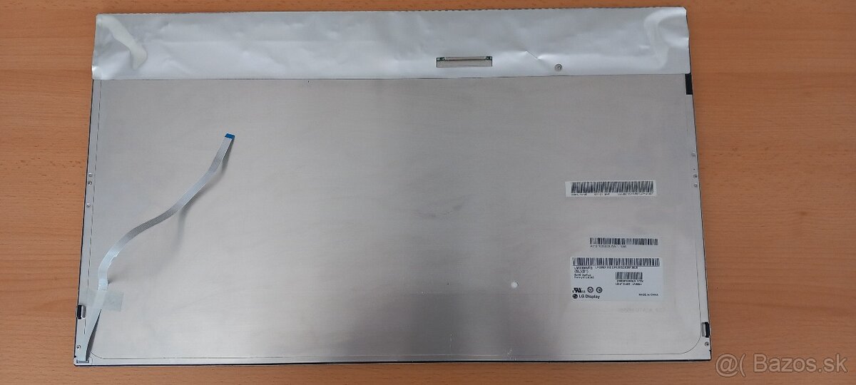 LCD display LG LM230WF3 - 2