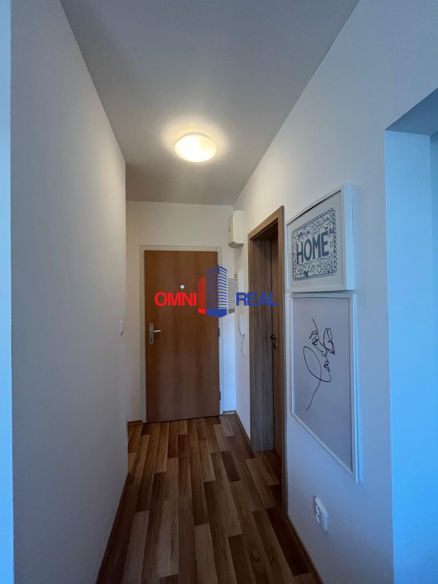 2 izb. byt, Košická ul., 4/10 - 2x loggia - 2