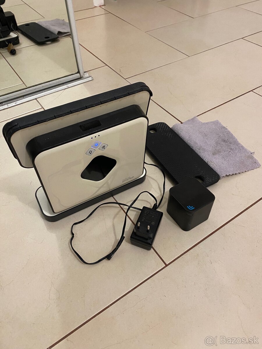 Robotický mop iRobot Braava 390t - 2