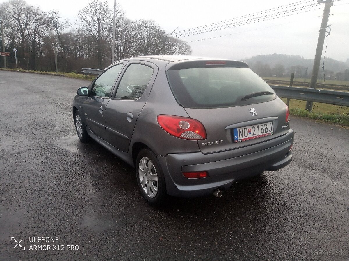 predám Peugeot 206+ 1.4 hdi - 2