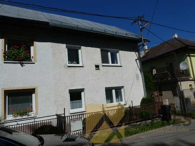 RK EXPRES - na predaj rodinný dom v Handlovej, ul. Pekárska. - 2