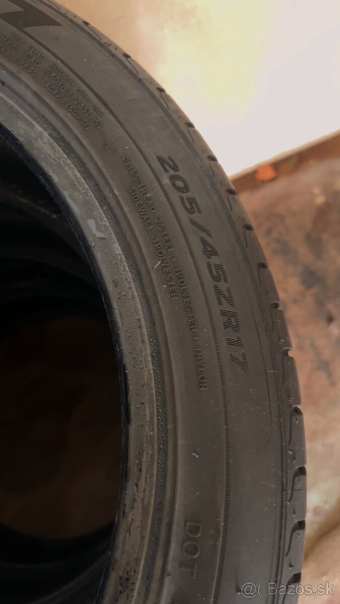 205/45 R17 - 2