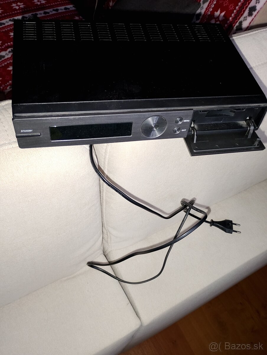 Predám satelitný prijímač - 2