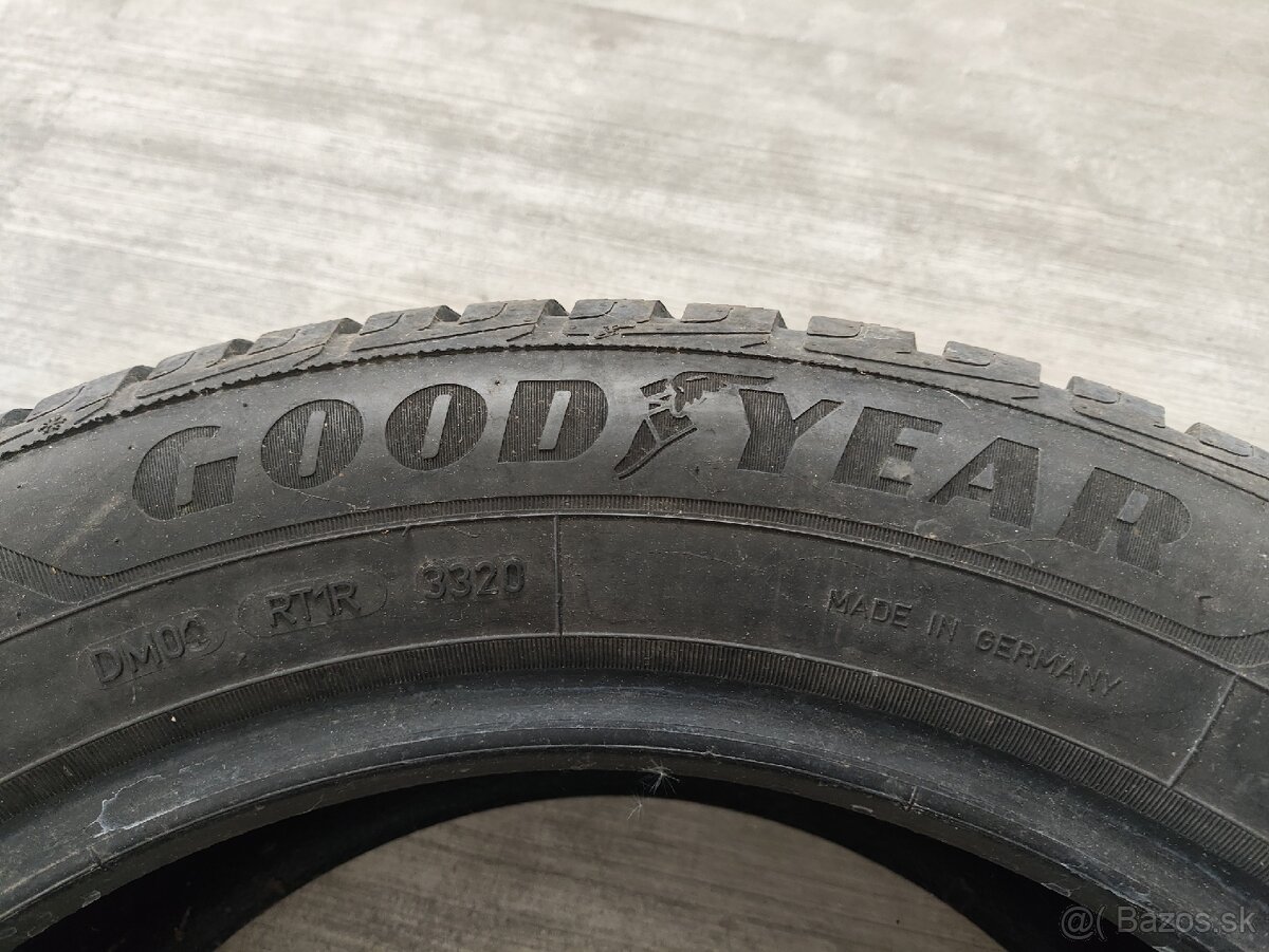 Predám pneumatiky 225/55 R17 - 2