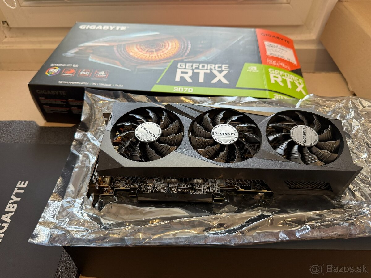 GIGABYTE RTX 3070 GAMING OC 8G - 2