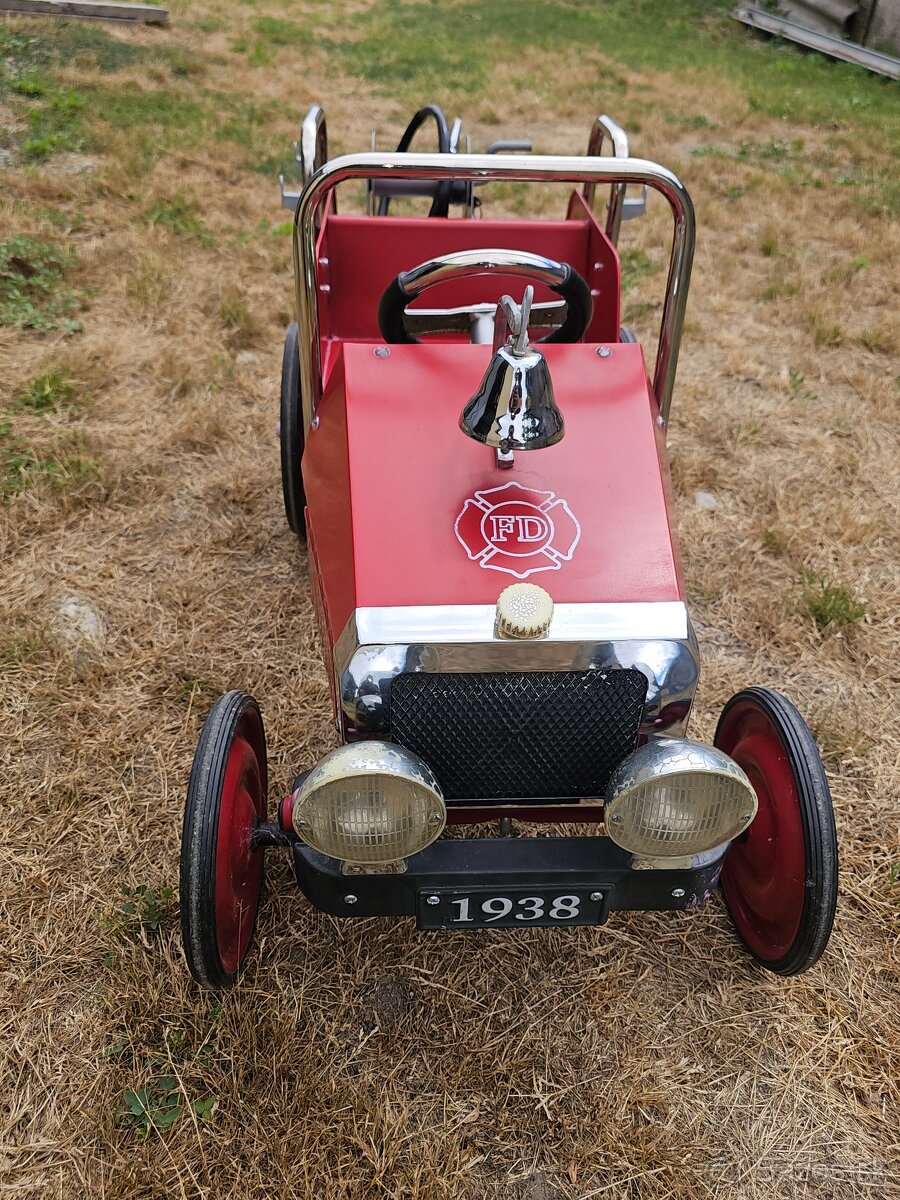 Hasičské slapacie auto - 2