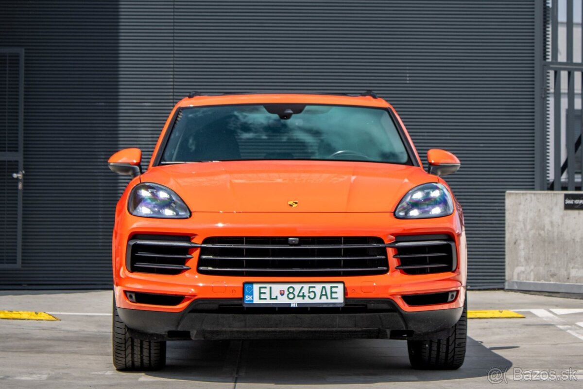 Porsche Cayenne E-Hybrid 4x4 A/T 2021 / V ZÁRUKE / - 2