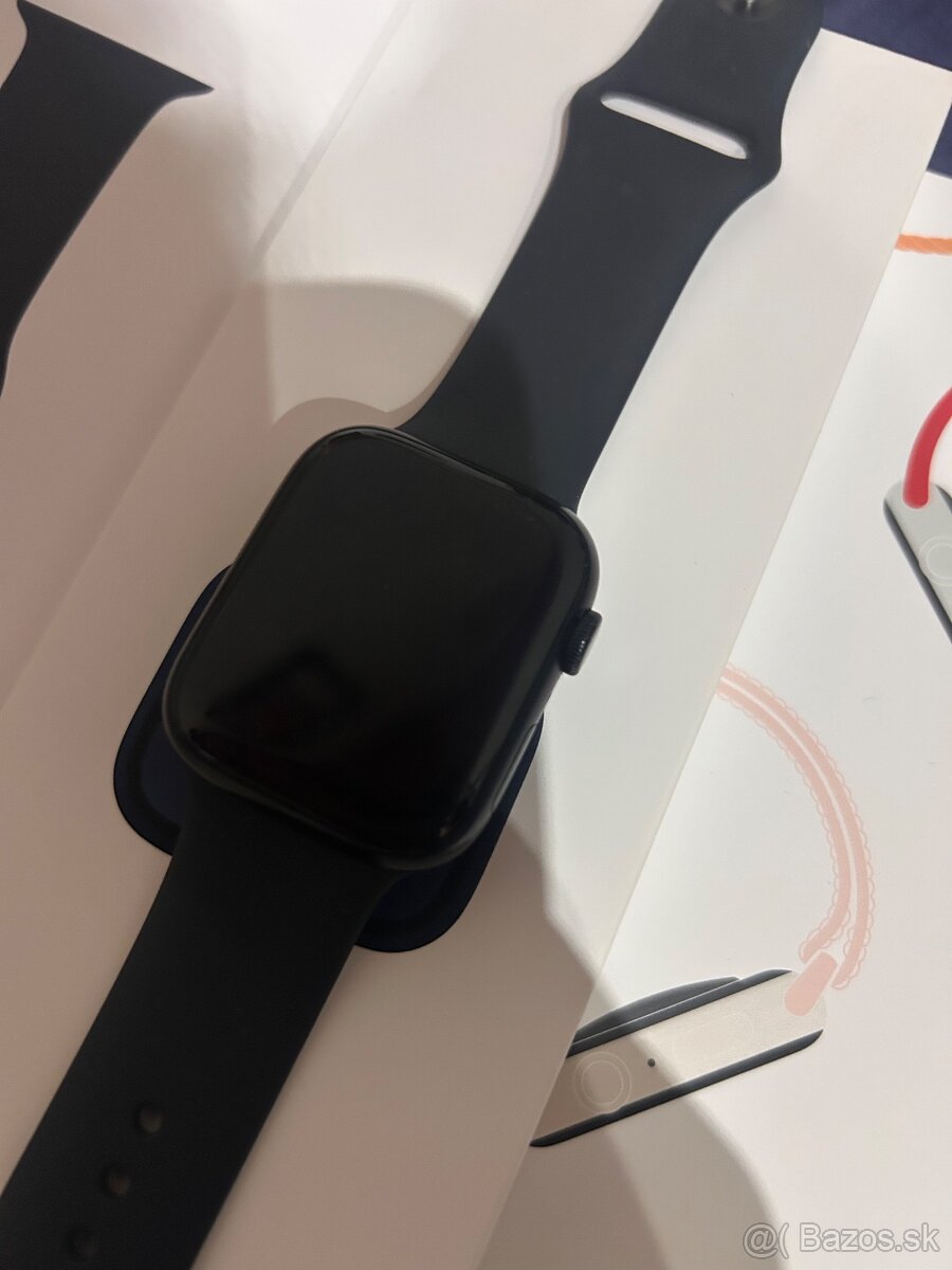 Predám Apple Watch Series 9-45mm - 2