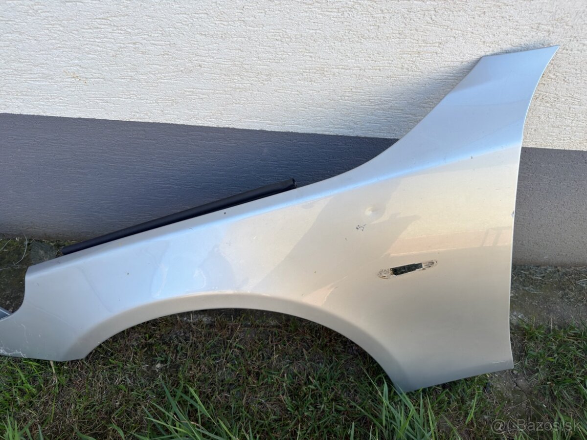 BMW e60 blatníky - 2