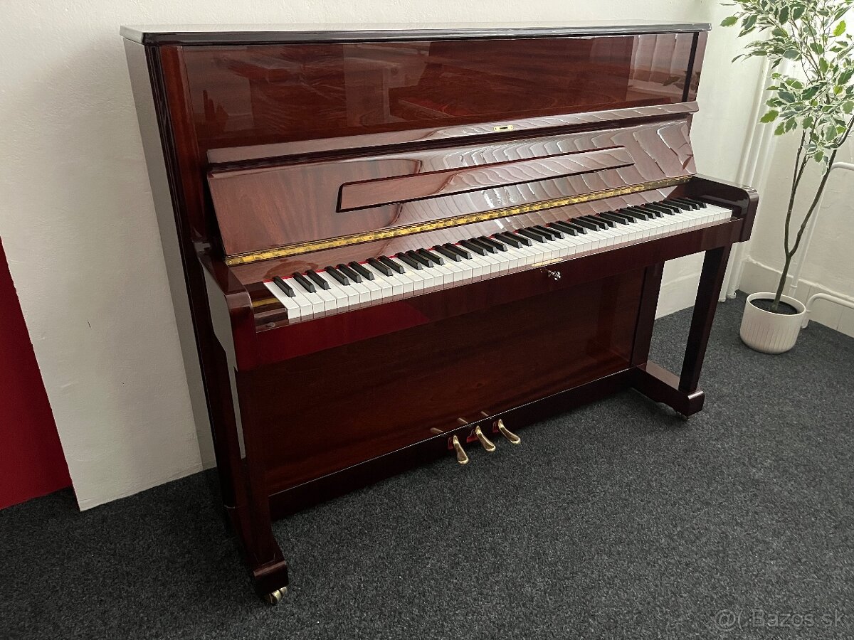 Zánovní Petrof model P 118 N1.Rok výroby 2003 - 2