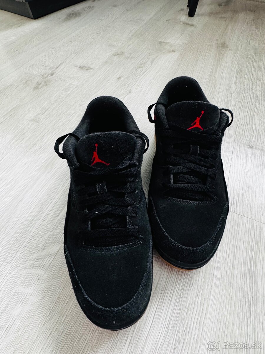 Jordan Flight court - 2