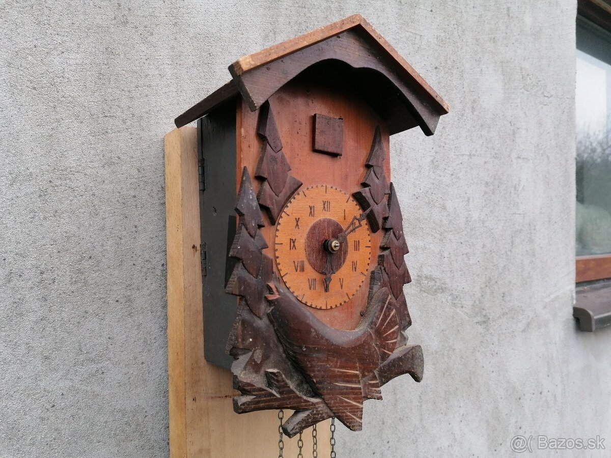 Predám starožitné drevené kukučkové hodiny - 2