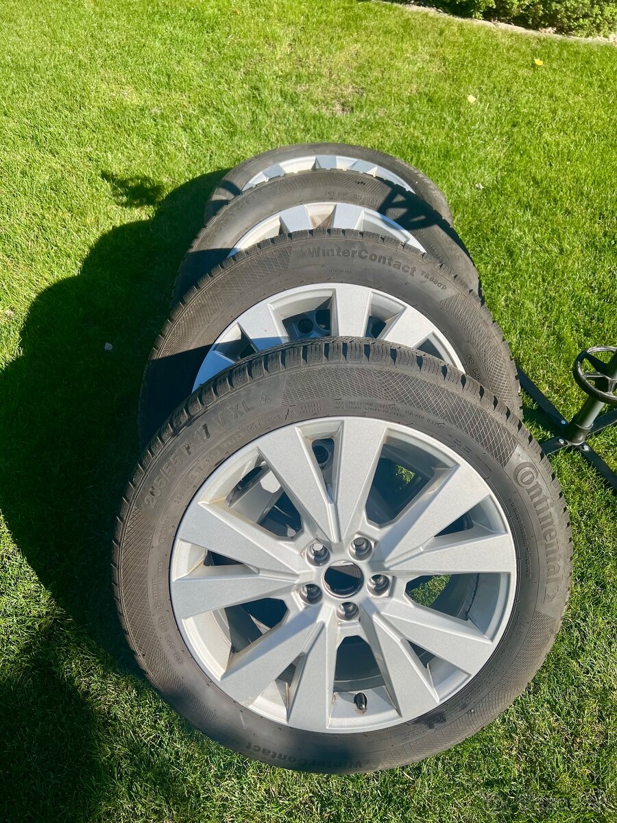 Zimne preumatiky/ 205/55 R17/ s diskami- SEAT - 2