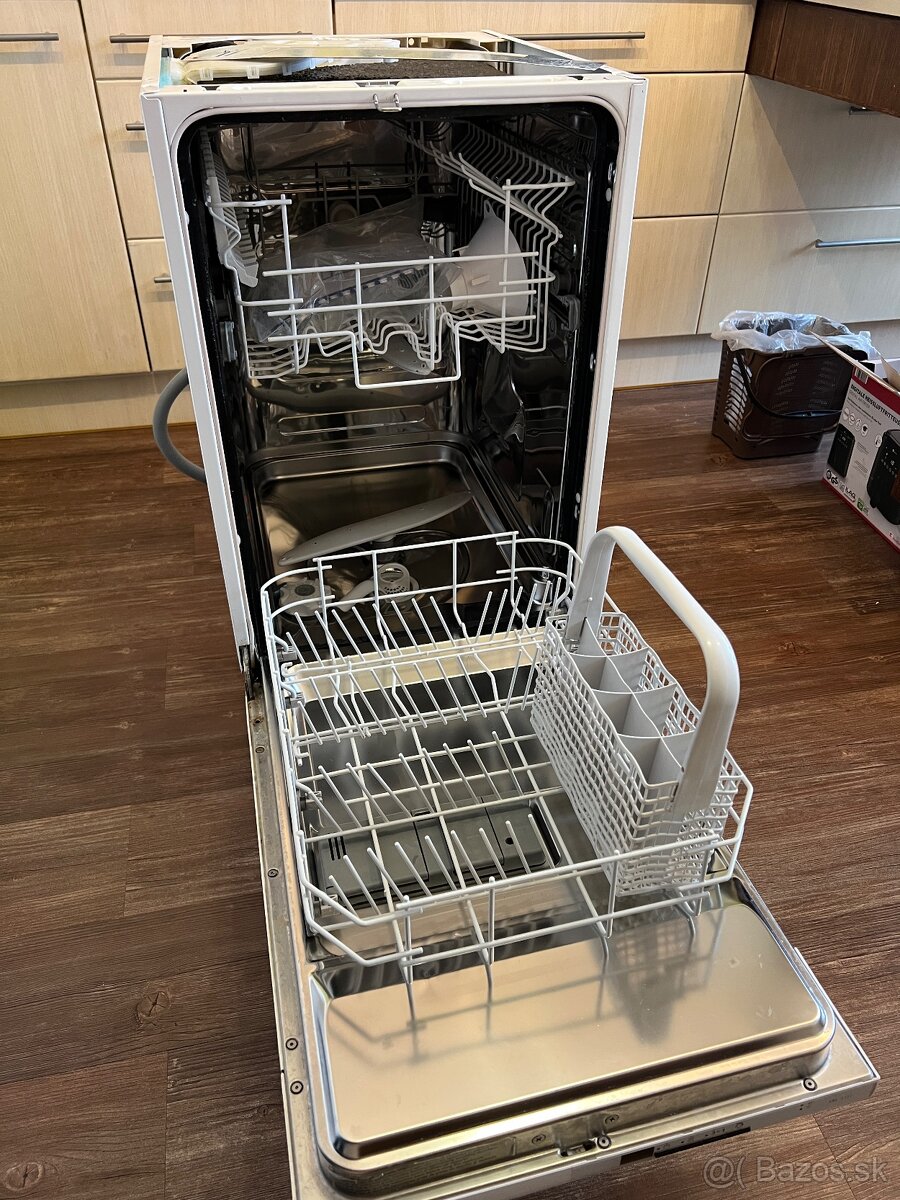 Umývačka riadu Electrolux - 2